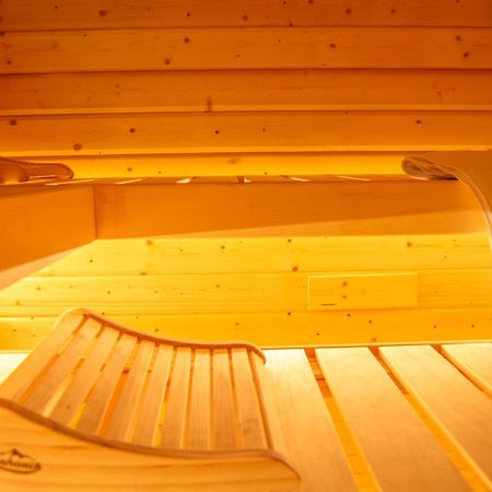 Wellness Mitten In Der Wasserfallstadt Triberg Triberg im Schwarzwald Bagian luar foto