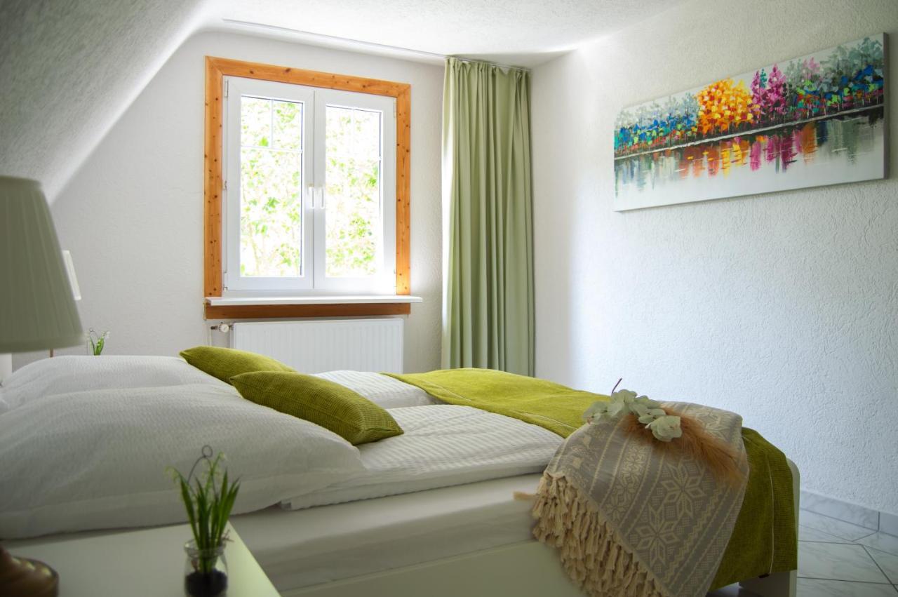 Wellness Mitten In Der Wasserfallstadt Triberg Triberg im Schwarzwald Bagian luar foto