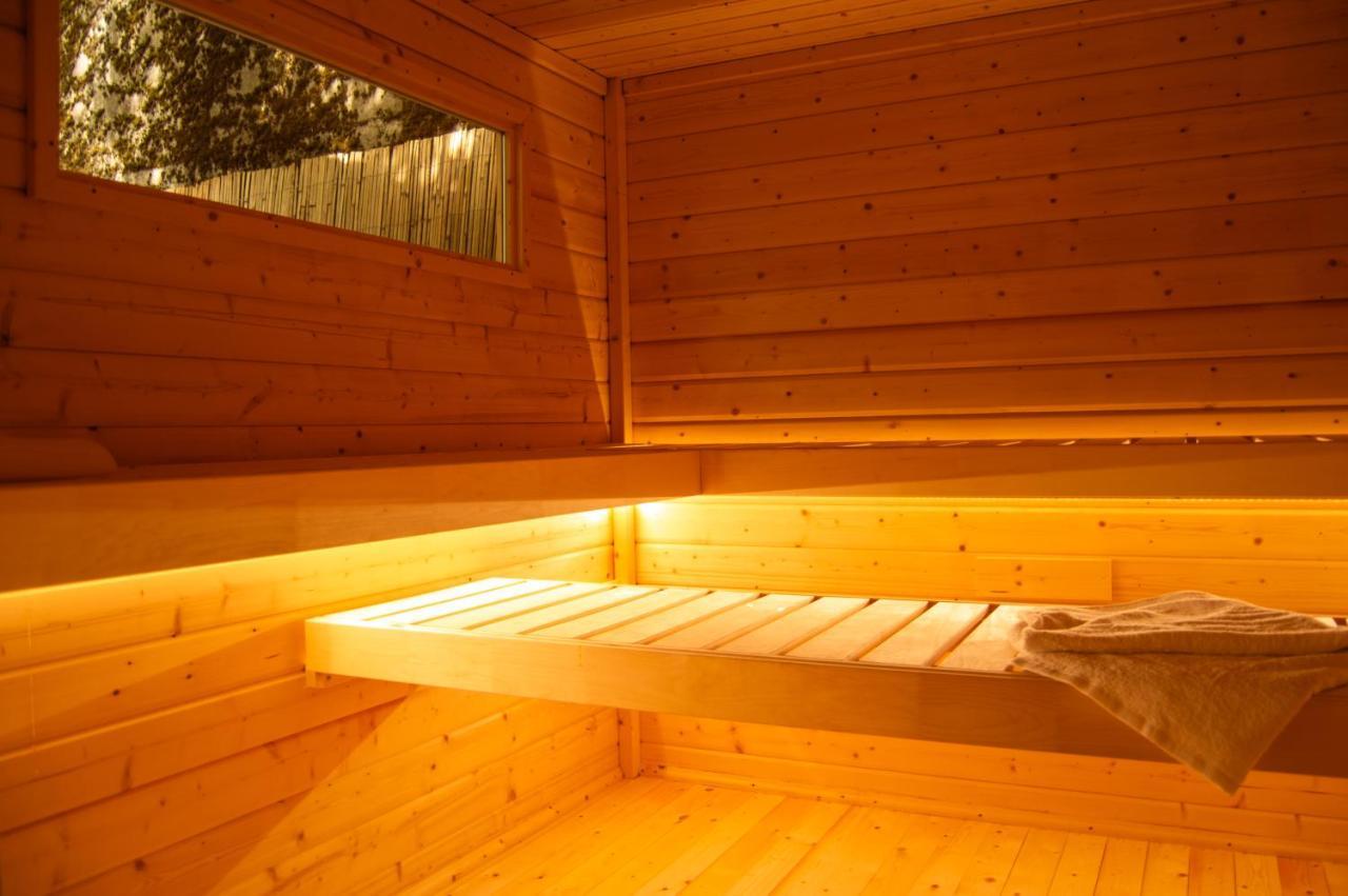 Wellness Mitten In Der Wasserfallstadt Triberg Triberg im Schwarzwald Bagian luar foto